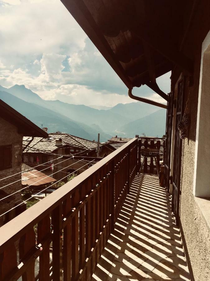Apartamento Casa Della Nonna Oulx Exterior foto